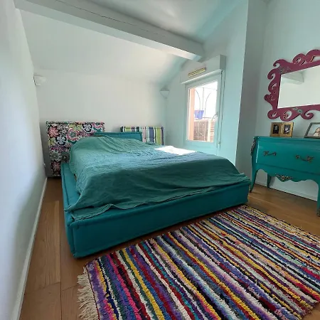 Prado Spacious And Sunny Loft In