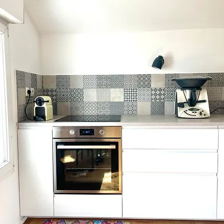 Prado Spacious And Sunny Loft In Apartment *